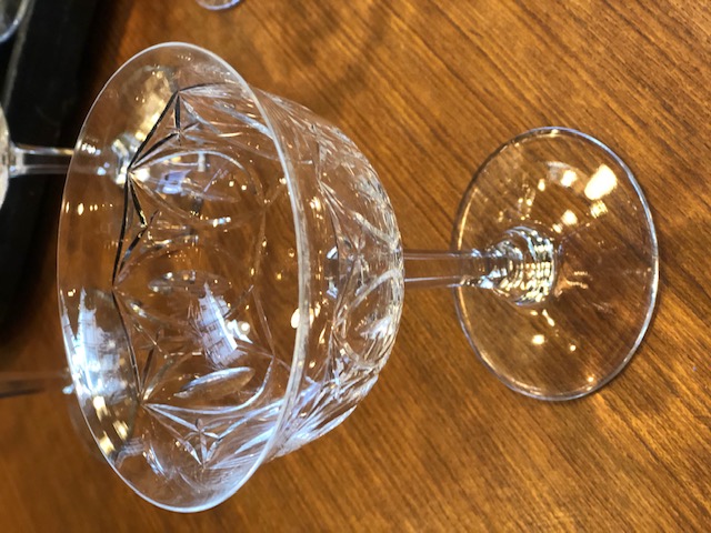 10 coupes en cristal ciselé