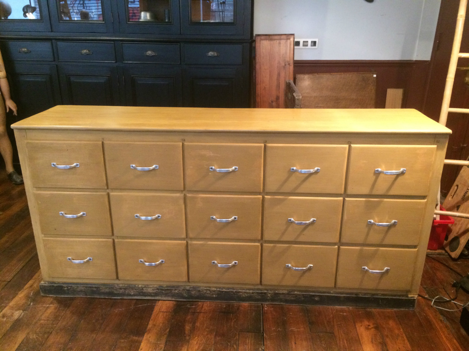 Meuble de métier en pin 