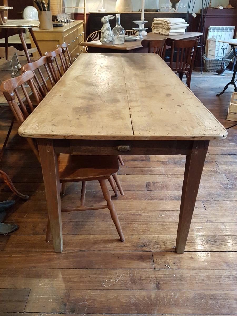 Grande table de repas en pin 