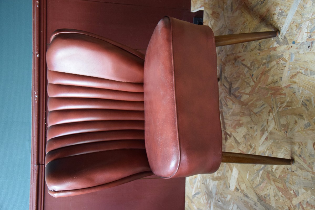 Fauteuil cocktail vintage en skai