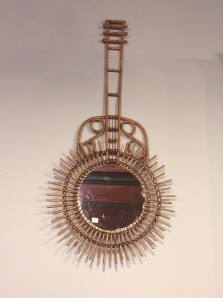 Miroir rotin forme guitare