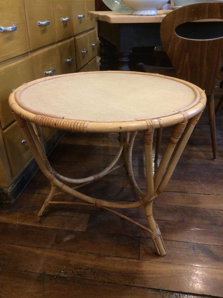 Table basse en rotin vintage