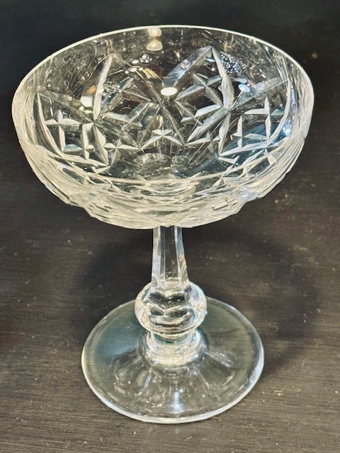 11 coupes à champagne cristal Baccarat