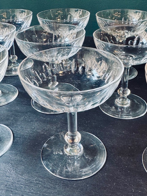 11 coupes à champagne cristal Saint Louis