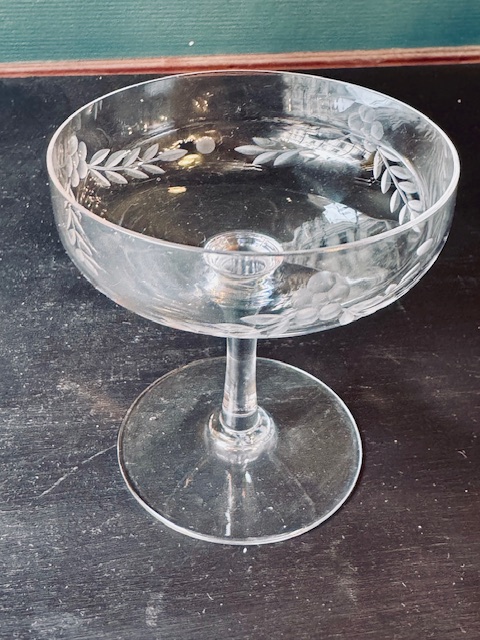 12 coupes à champagne en cristal