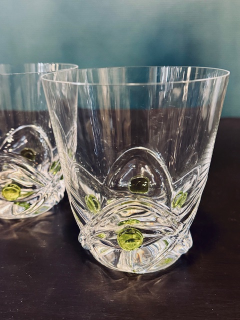 2 gobelets en cristal signés Lalique France