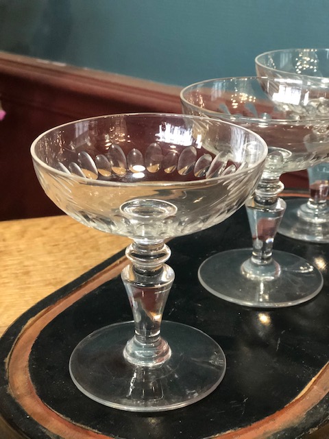 3 coupes de champagne en cristal 