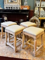 4 tabourets en bois naturel assise bouclette