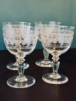 4 verres à eau cristal Baccarat ciselés