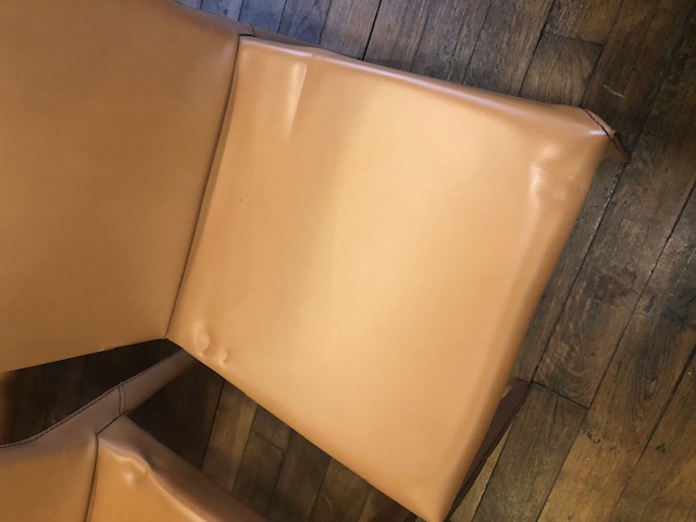 6 chaises design en cuir gainé