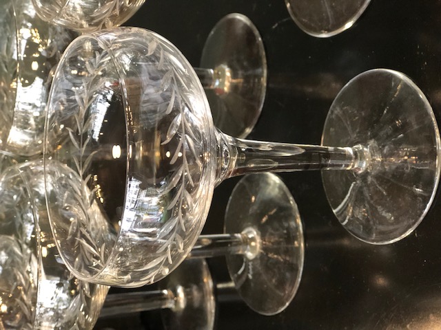 6 coupes de champagne en cristal ciselé