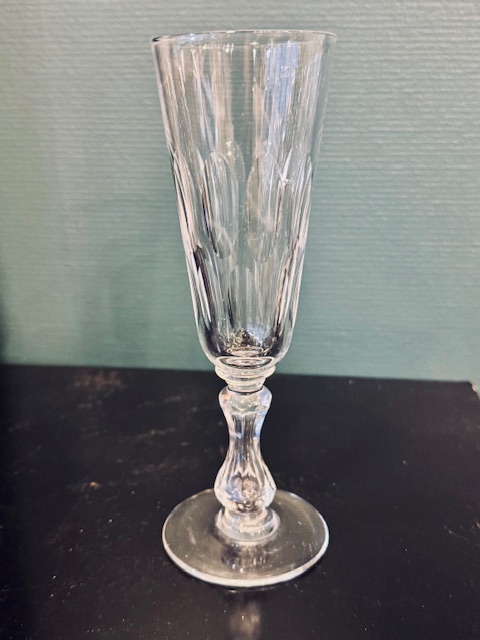 6 flûtes à chamagne cristal Val Saint Lambert