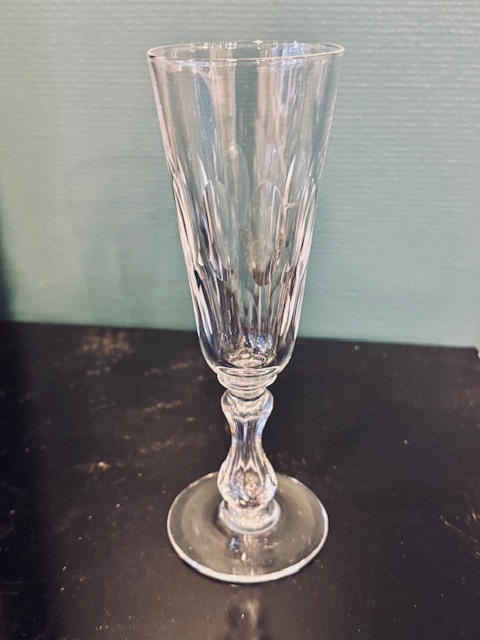 6 flûtes à chamagne cristal Val Saint Lambert