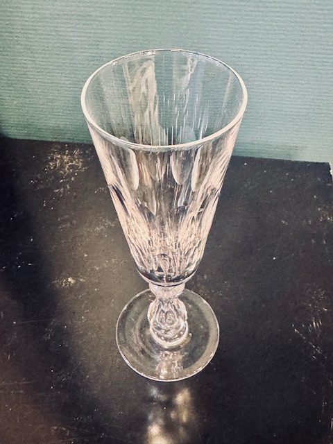 6 flûtes à chamagne cristal Val Saint Lambert