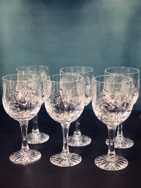 6  grands verres à eau en cristal ciselé vintage
