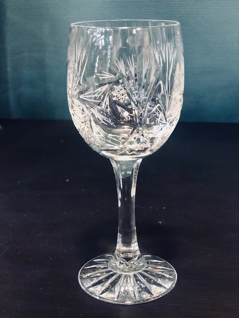 6 verres à vin en cristal ciselé vintage