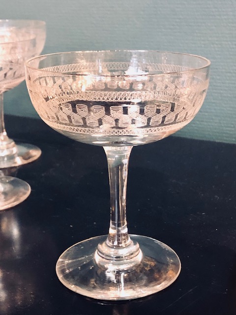 7  coupes à champagne en crisal Baccarat