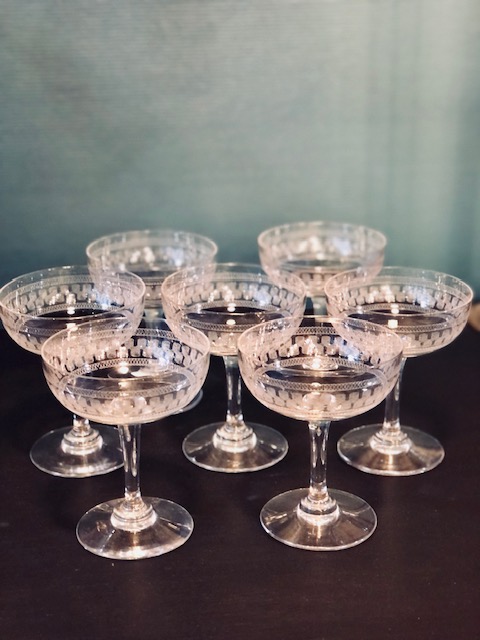 7  coupes à champagne en crisal Baccarat