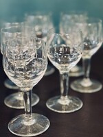 7 verres à vin rouge ancien