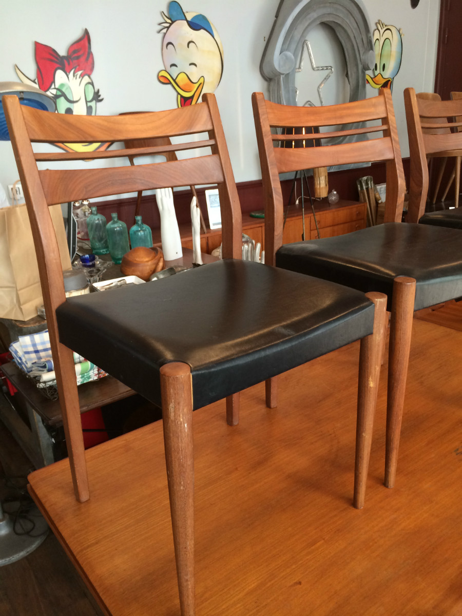 6 chaises scandinaves vintage année 60