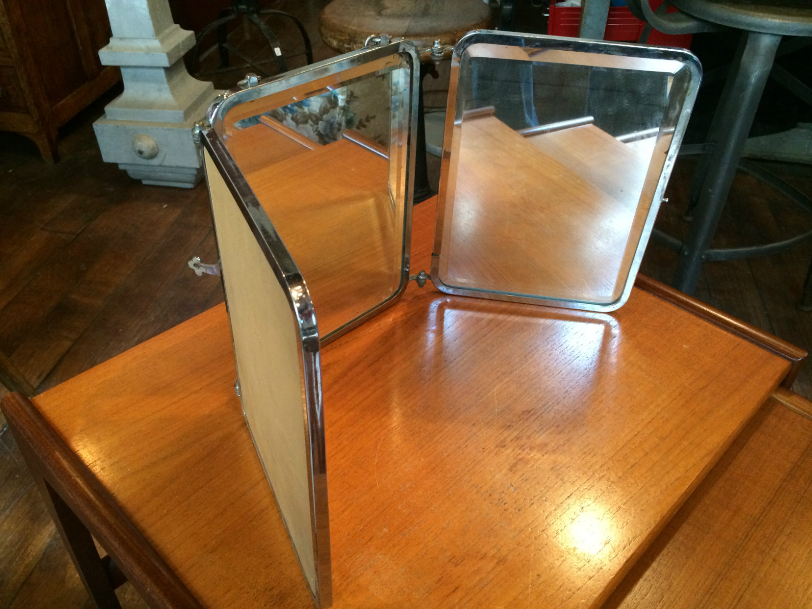 Miroir de barbier vintage année 50