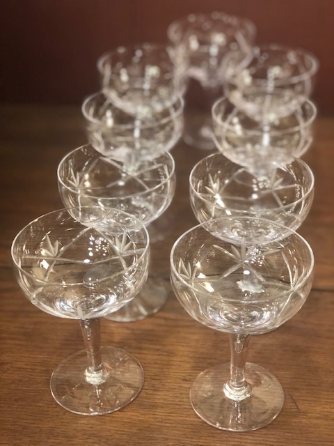 8 coupes de champagne en cristal ciselé vintage