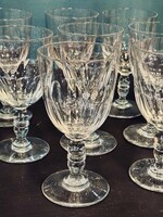 8 verres à pied anciens
