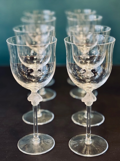 8 verres à vin en cristal Lalique modèle Roxane