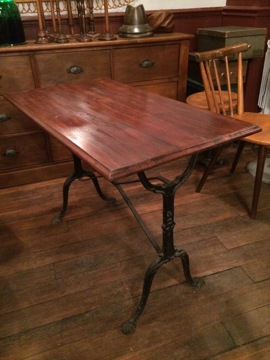 Table de bistrot 1930