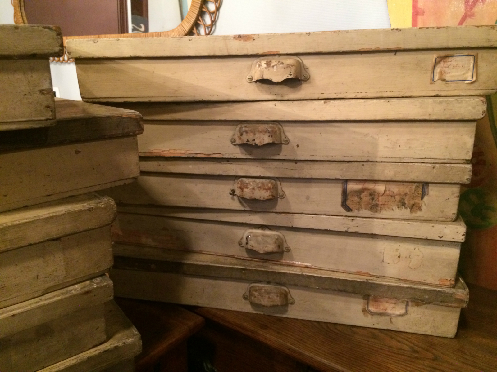 Anciennes boites de rangement en bois