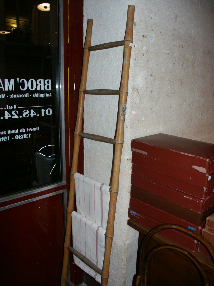 Echelle en bois façon bambou