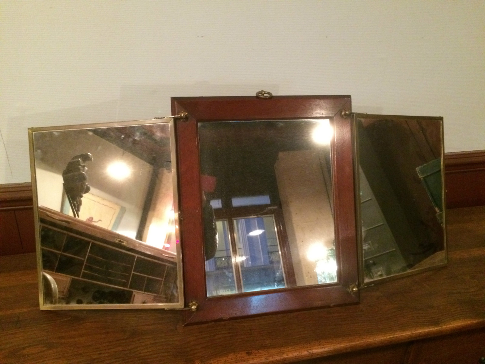Miroir triptyque en acajou et laiton