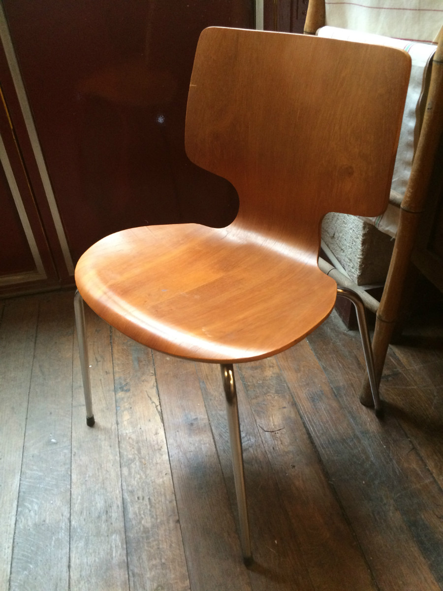 Lot de 10 chaises vintage style Fritz Hansen