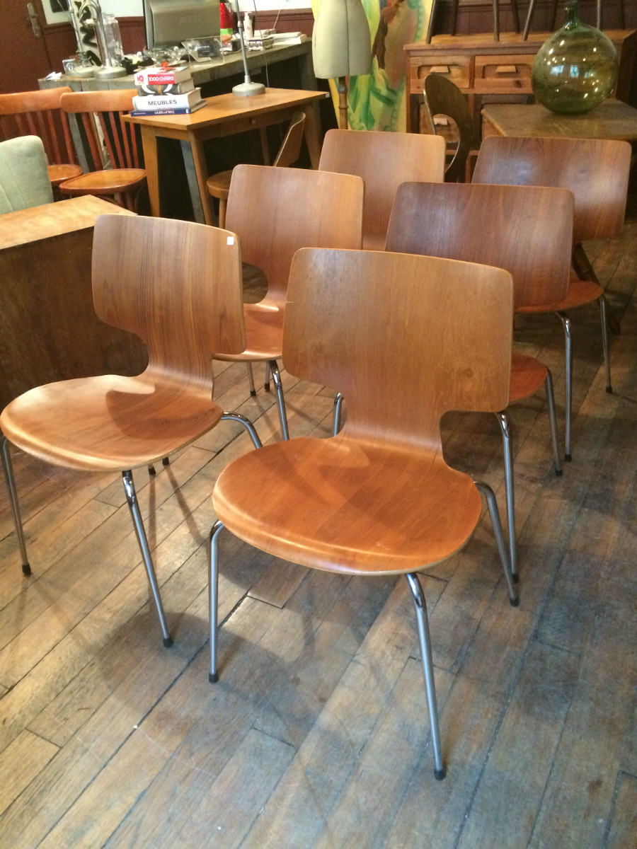 Lot de 10 chaises vintage style Fritz Hansen