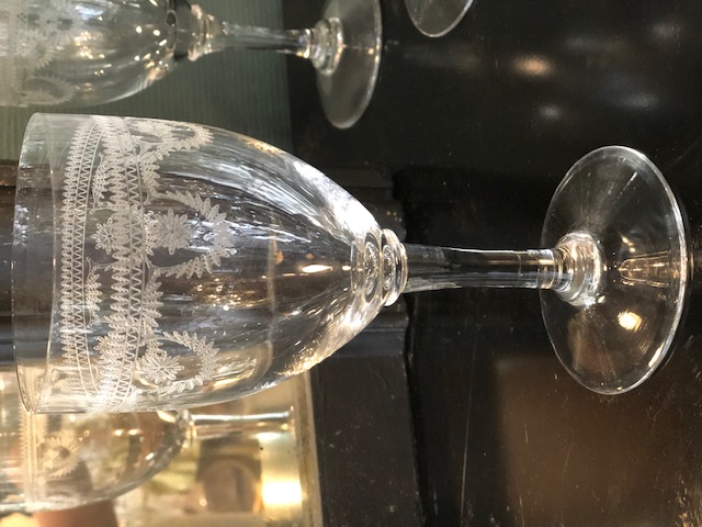 7 grands verres à eau en verre ciselé - Art de la Table - Boutique - Broc'  Martel