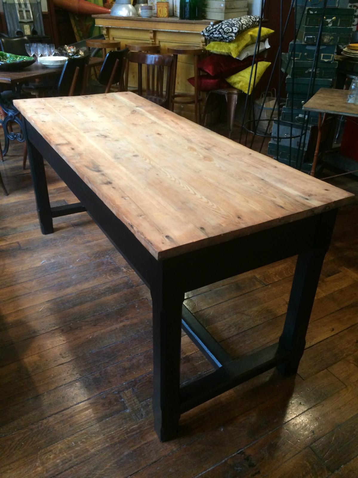 Table de repas en bois plateau naturel