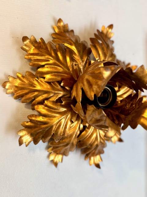 Appliques fleurs en métal doré vintage