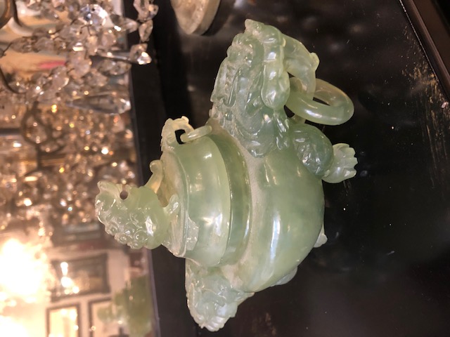 Boite chinoise en pierre de jadeite verte