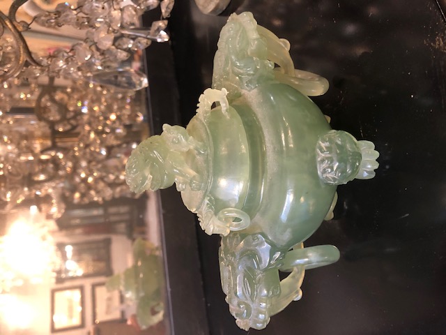 Boite chinoise en pierre de jadeite verte