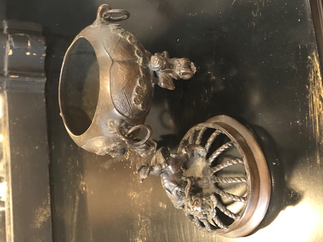 Brule encens chinois en bronze