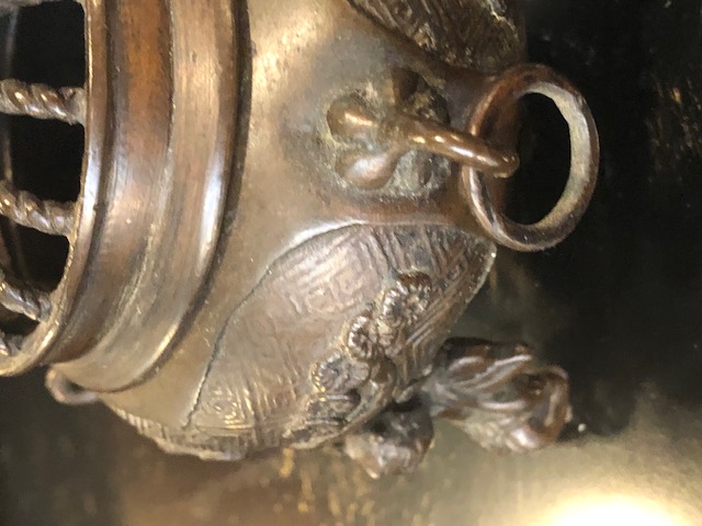 Brule encens chinois en bronze
