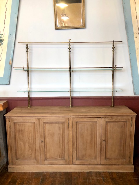 Buffet verrier en chêne