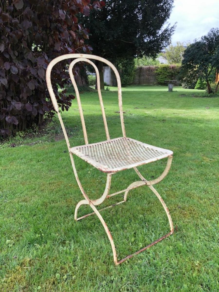 Chaise de jardin en métal 