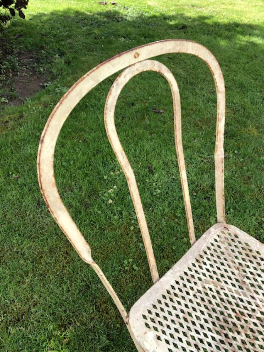 Chaise de jardin en métal 