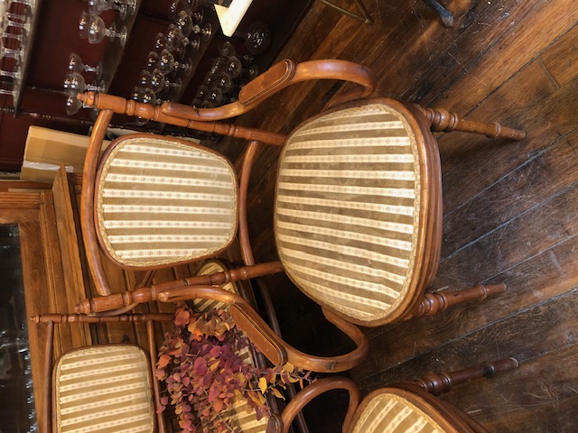 Ensemble banquette et sieges style Thonet 