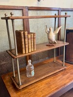 Etagère en bois et support métal torsadé