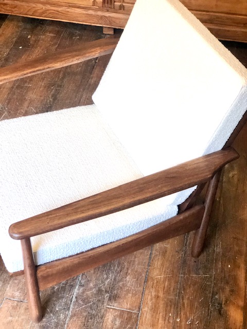 Fauteuil vintage scandinave en teck