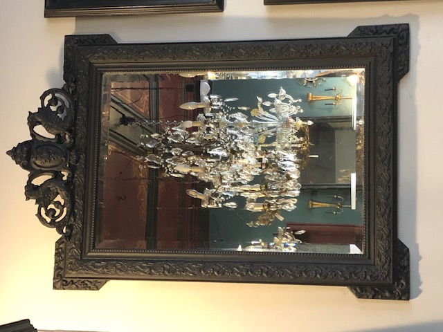 Grand miroir biseauté cadre bois sculpté