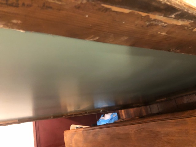 Grand miroir de cheminée en bois doré 