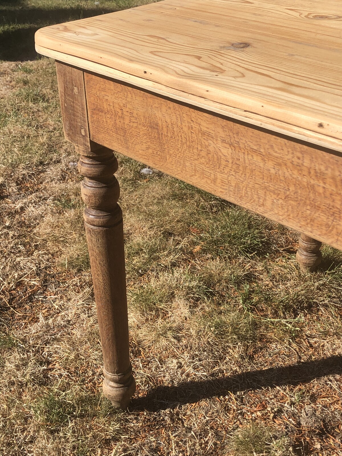 Grande table de ferme en bois naturel